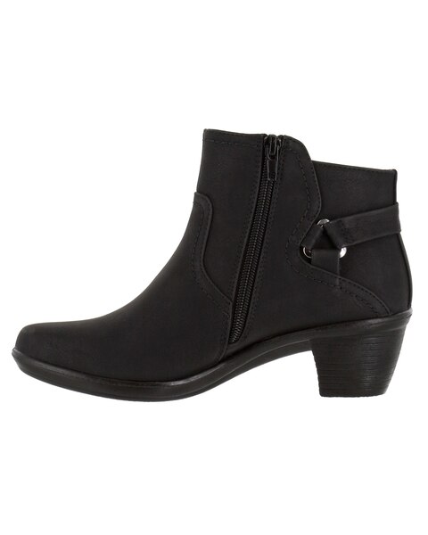 Easy Street Dawnta Ankle Boots