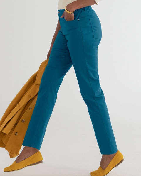 DreamFlex Comfort-Waist Classic Straight Leg Jeans